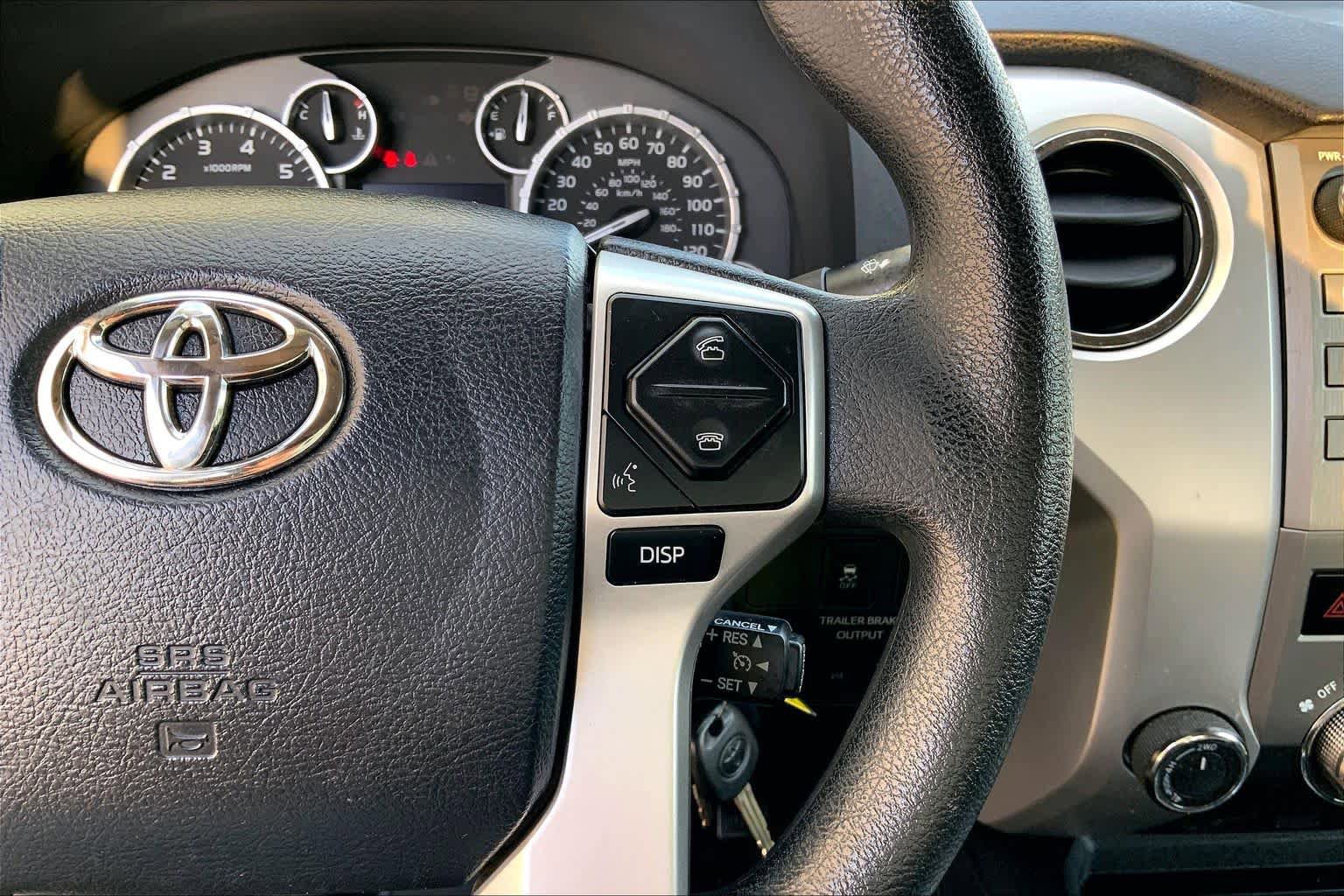 Used 2016 Toyota Tundra SR5 w/ SR5 Upgrade Package AWD/4WD image 24