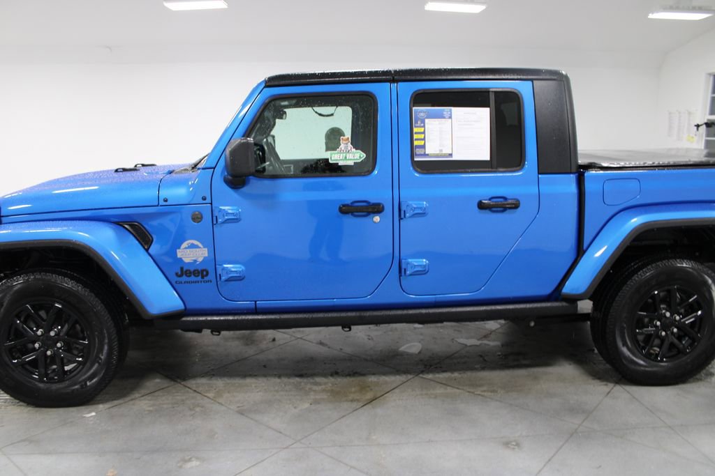 Used 2022 Jeep Gladiator Sport image 6