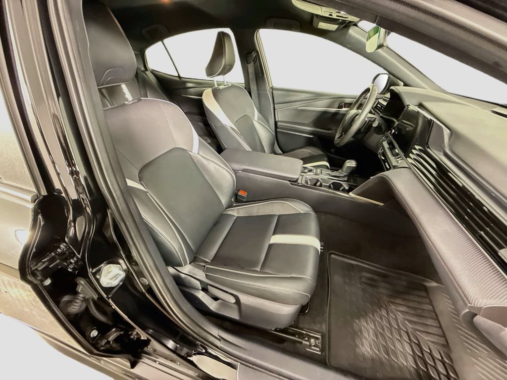 Certified 2025 Toyota Camry SE FWD image 18