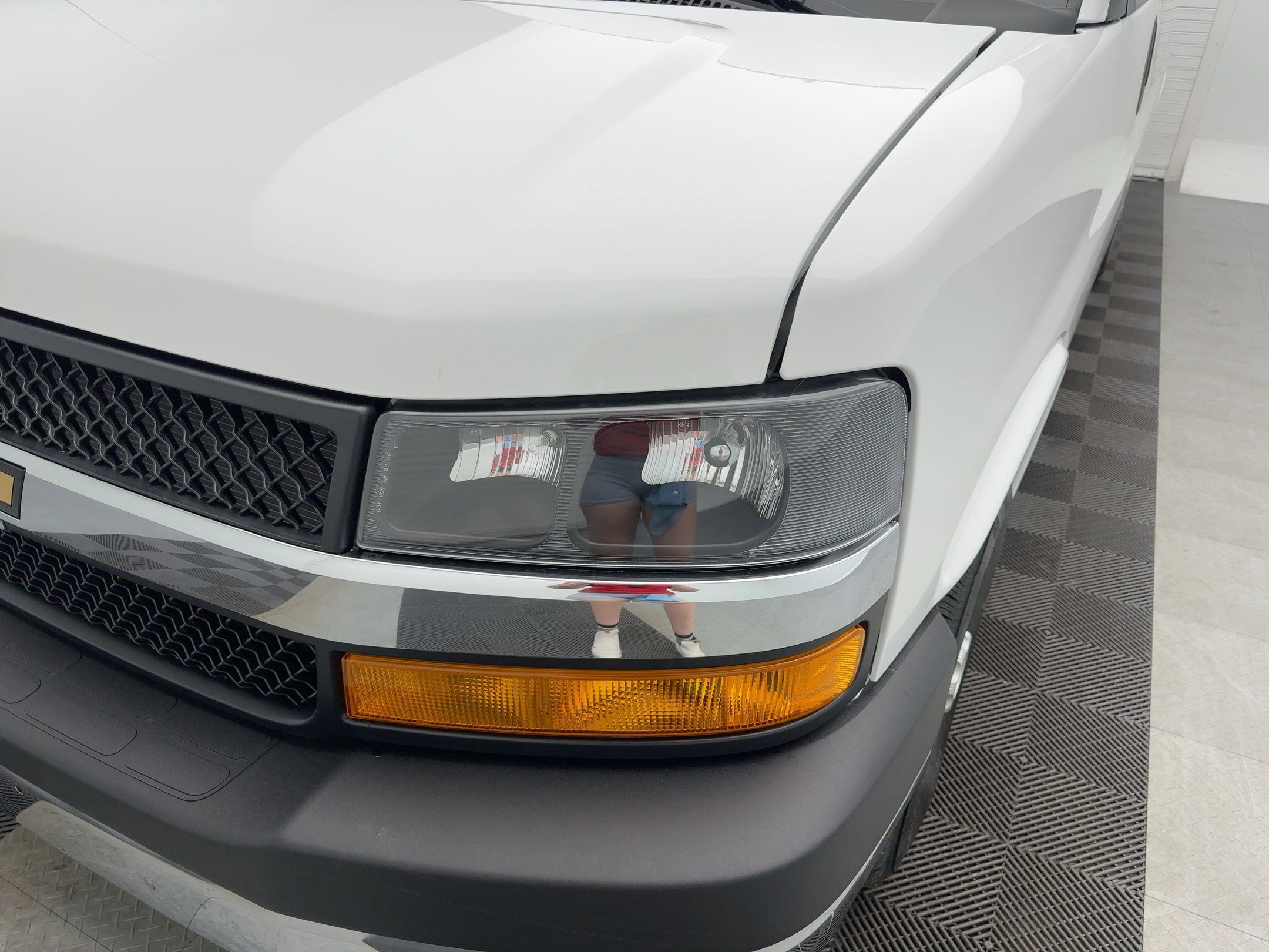 New 2025 Chevrolet Express 2500 Extended w/ Driver Convenience Package image 11