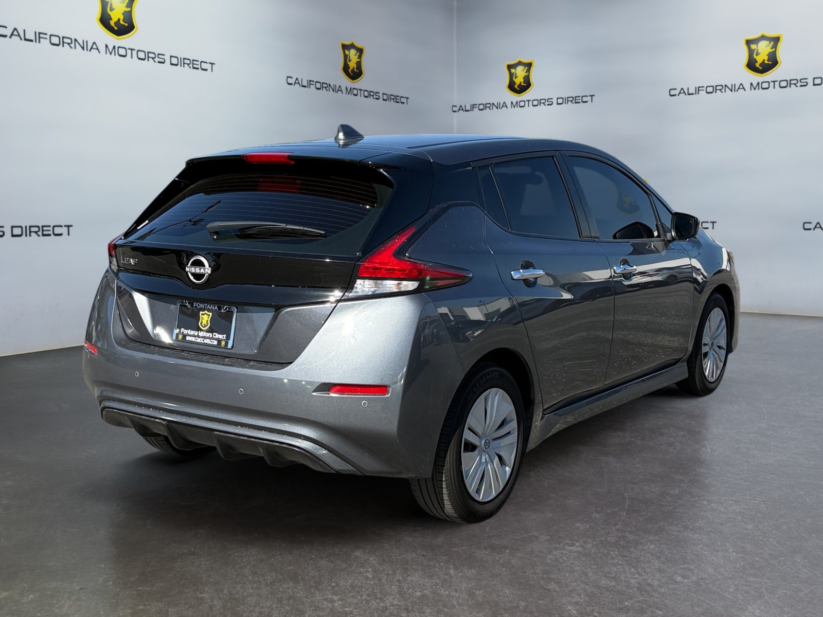 Used 2025 Nissan Leaf S FWD image 5