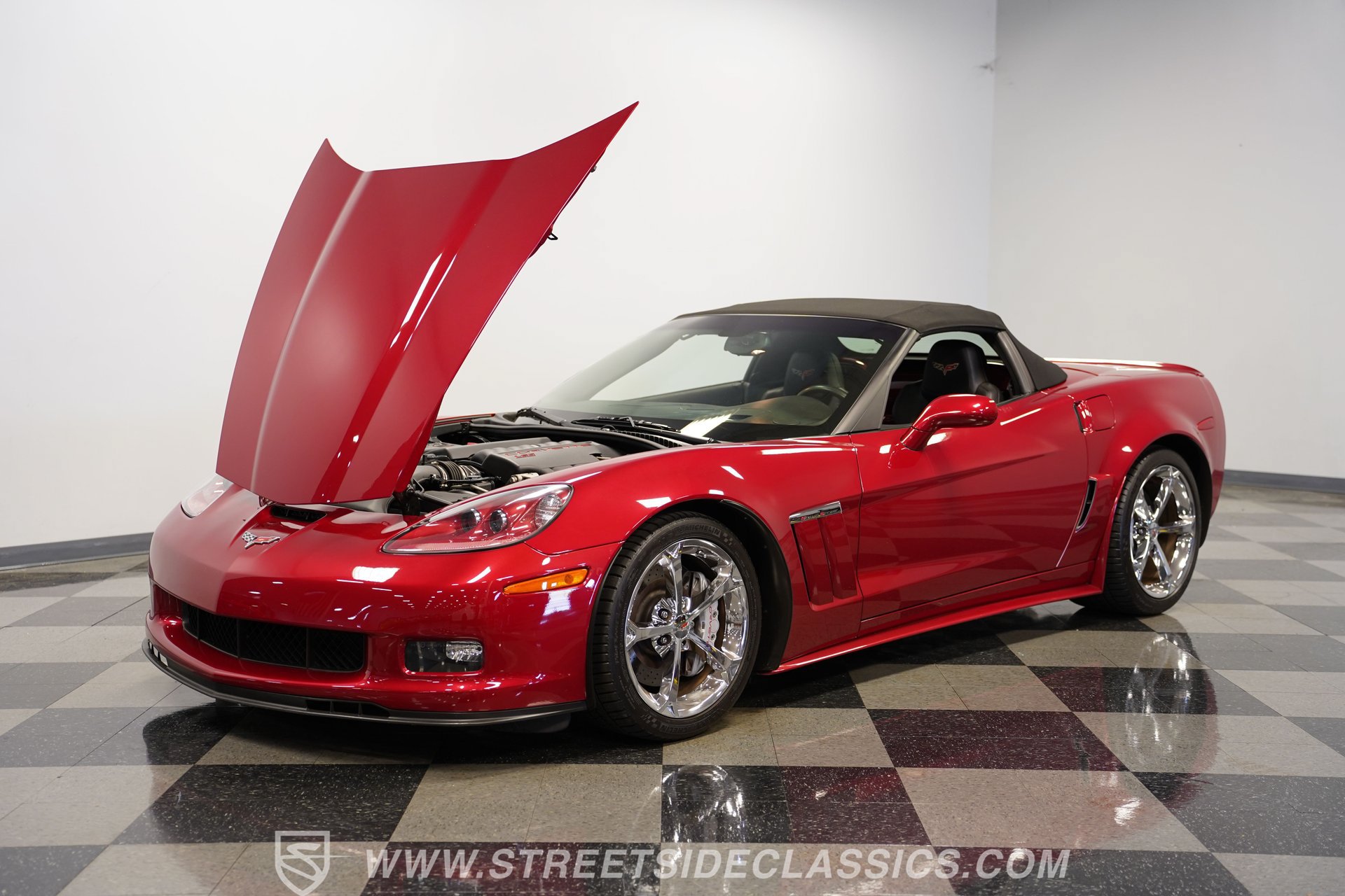 Used 2012 Chevrolet Corvette Grand Sport w/ 3LT Preferred Equipment Group RWD image 32