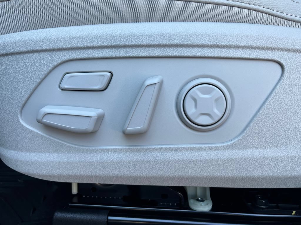 New 2026 Kia Sorento SX Prestige AWD/4WD image 16