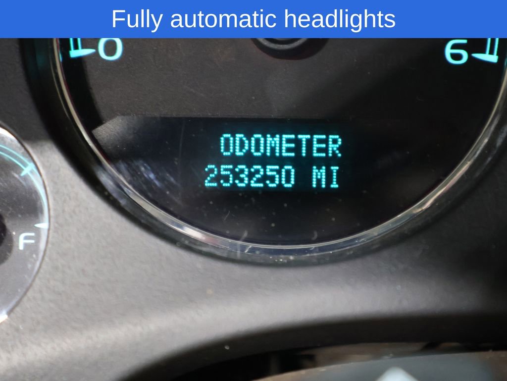 Used 2007 GMC Yukon SLT w/ SLT Preferred Equipment Group image 4