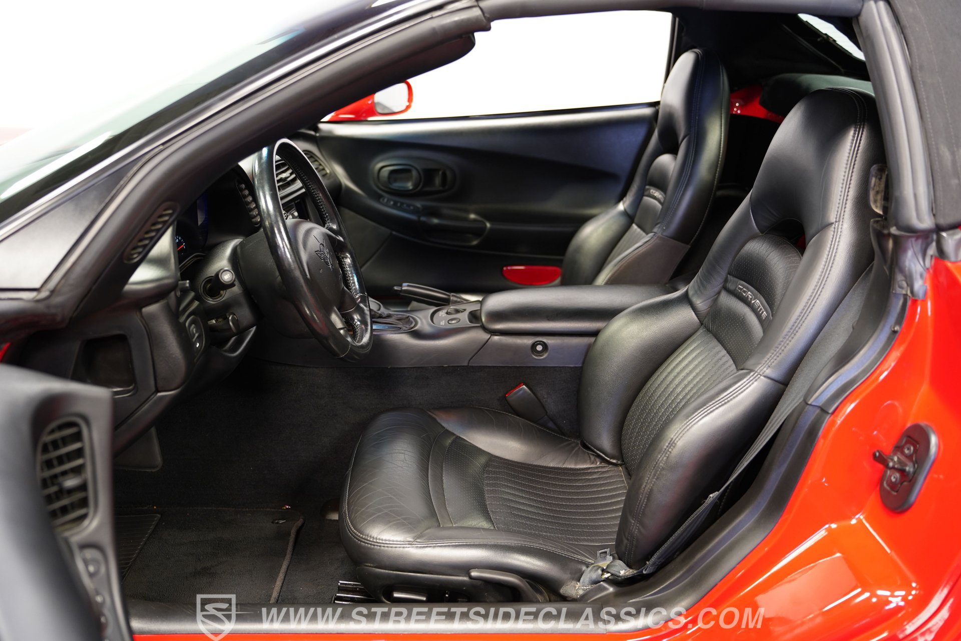 Used 1999 Chevrolet Corvette Convertible w/ Memory Pkg RWD image 39