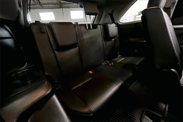 Used 2019 Toyota Highlander XLE image 25