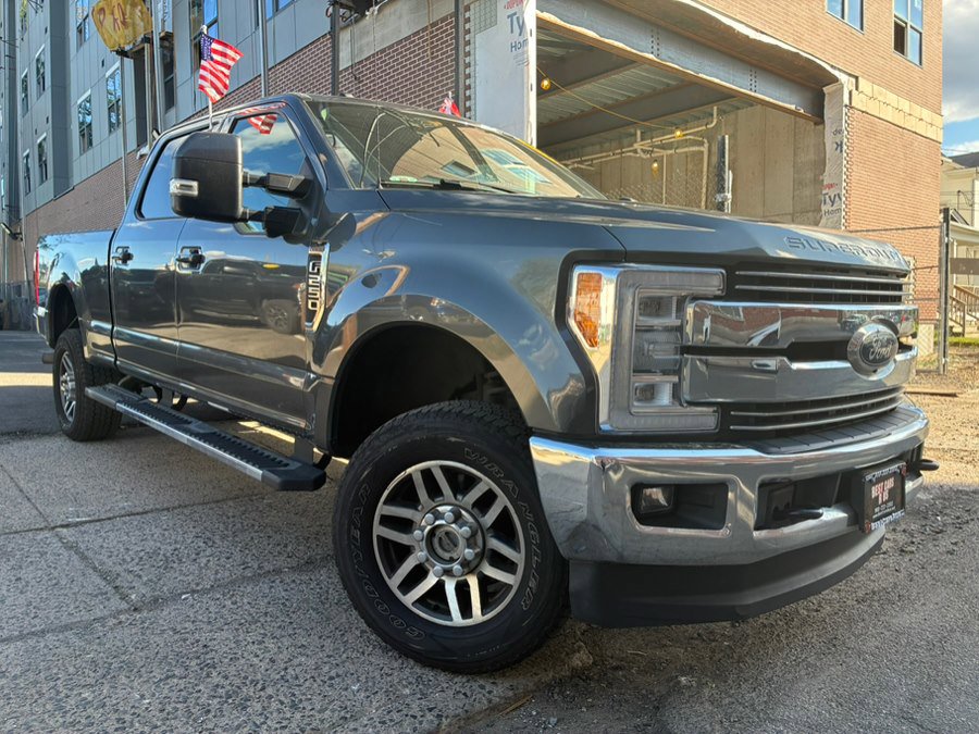 Used 2018 Ford F250 Lariat w/ Lariat Ultimate Package image 3