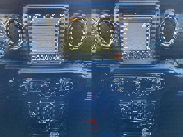 Used 2022 Jeep Wrangler Unlimited Sahara w/ Cold Weather Group image 12