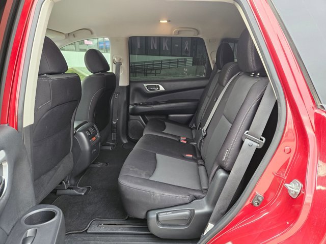 Used 2020 Nissan Pathfinder SV image 19