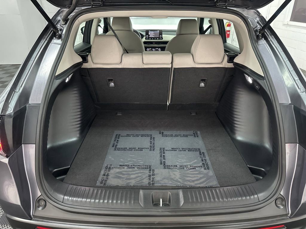 Used 2024 Honda HR-V LX image 31