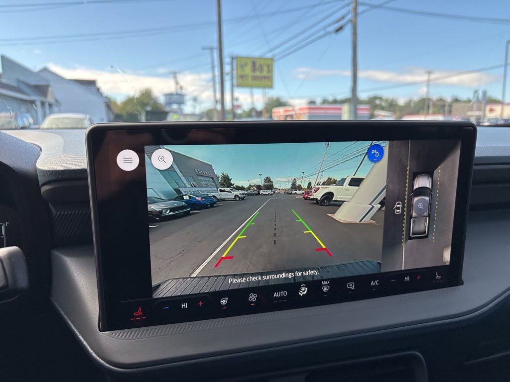 New 2025 Ford Maverick Lobo image 16