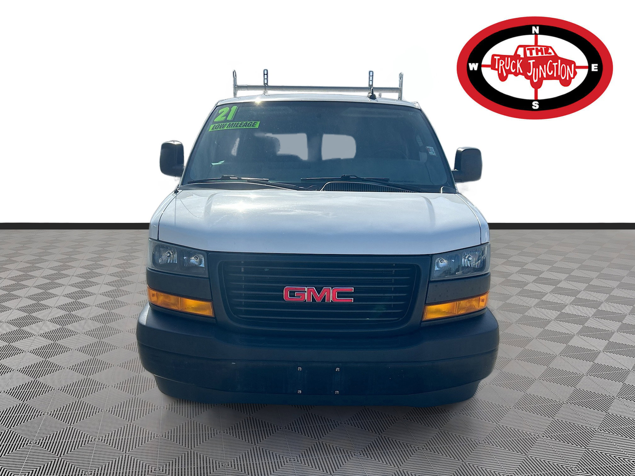 Used 2021 GMC Savana 2500 w/ Driver Convenience Package RWD image 2