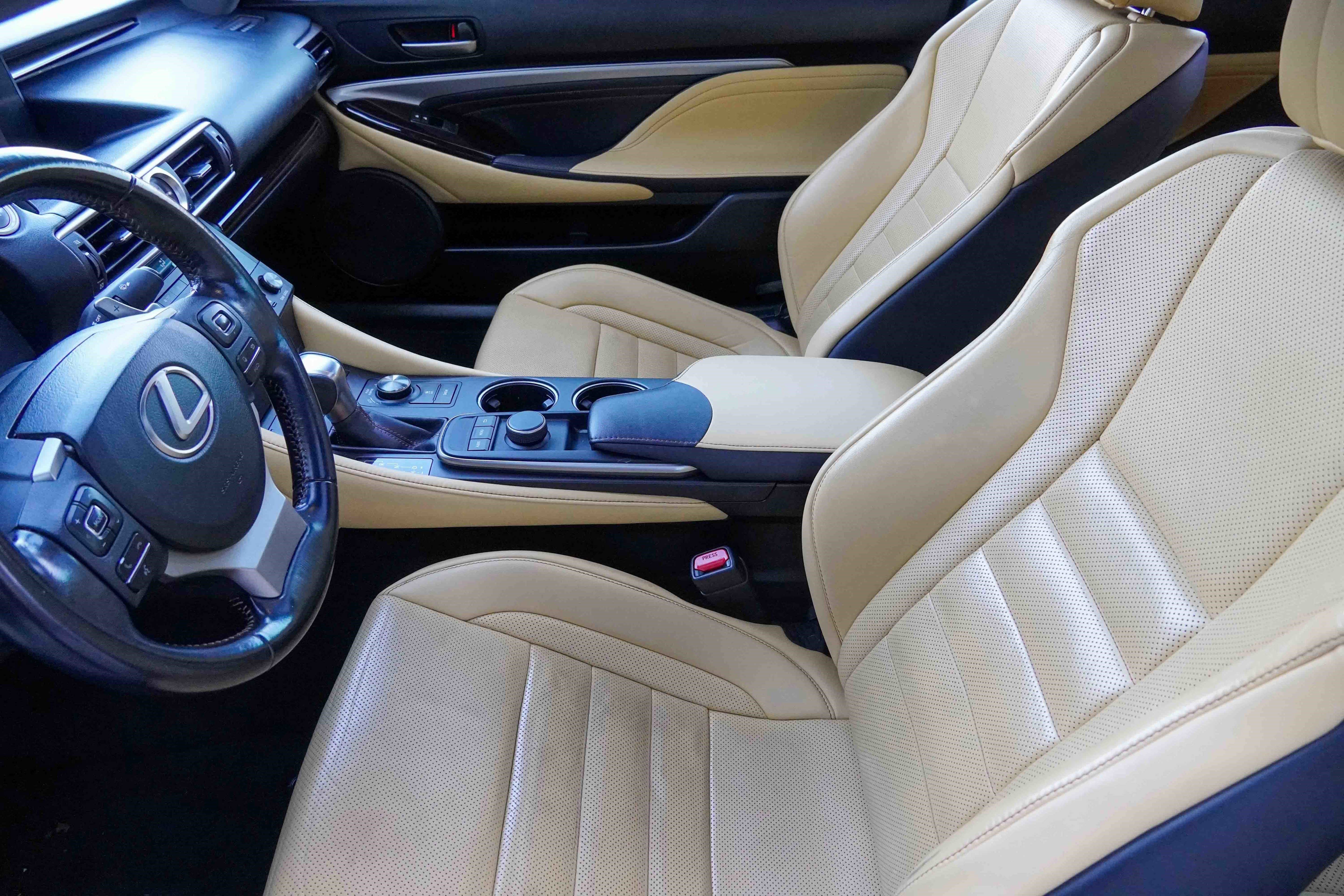 Used 2017 Lexus RC 200t image 12