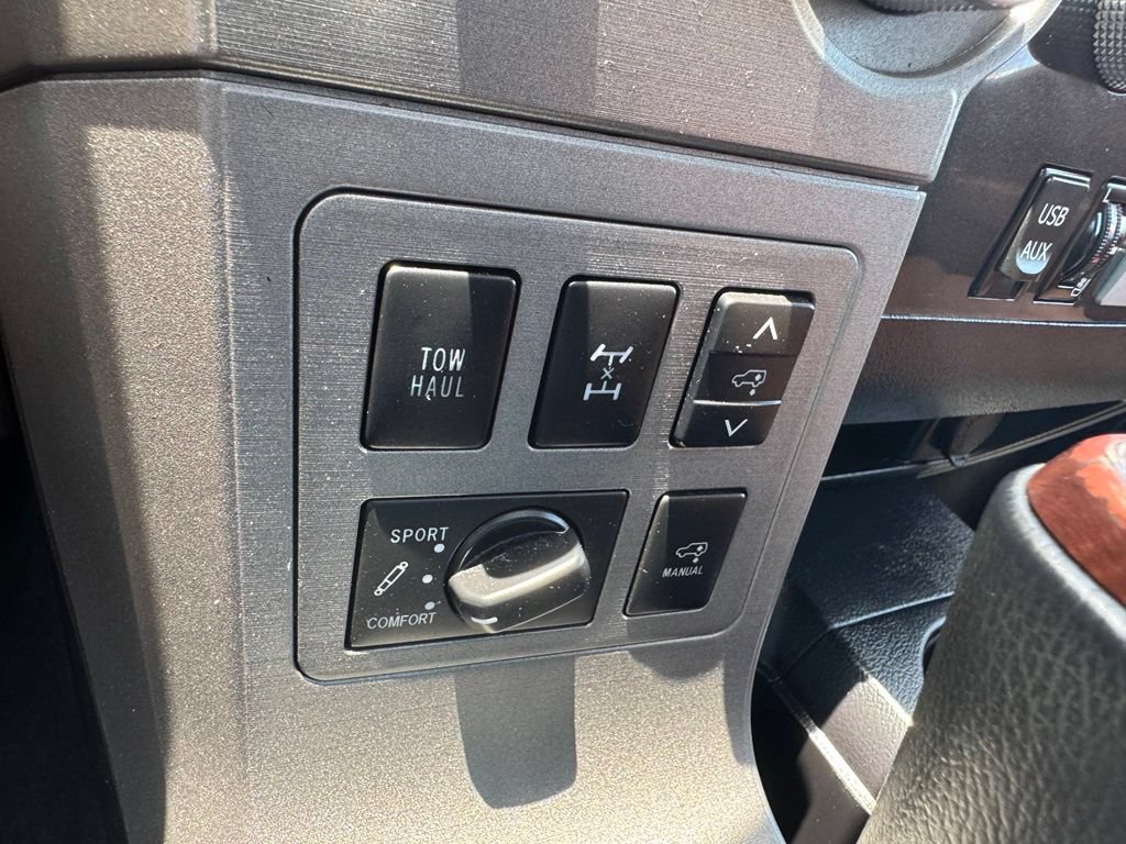 Used 2016 Toyota Sequoia Platinum AWD/4WD image 29