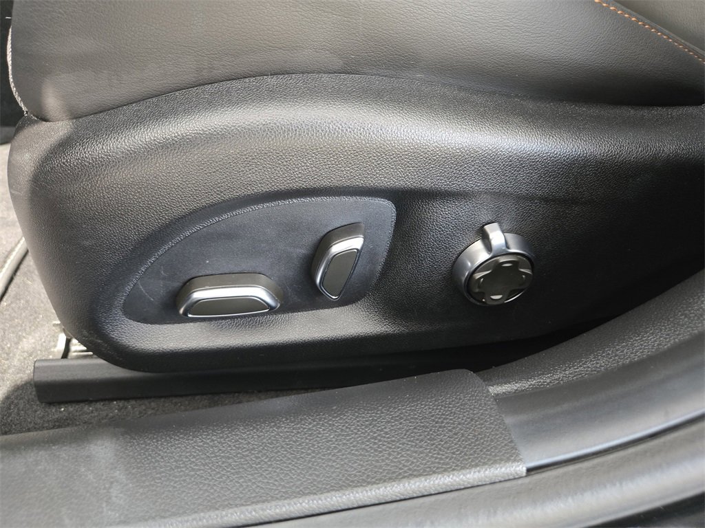 Used 2022 Cadillac CT4 V image 27