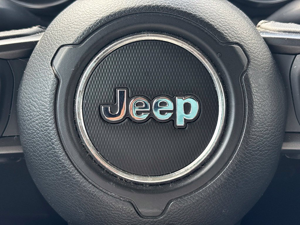 Used 2023 Jeep Gladiator Sport AWD/4WD image 30