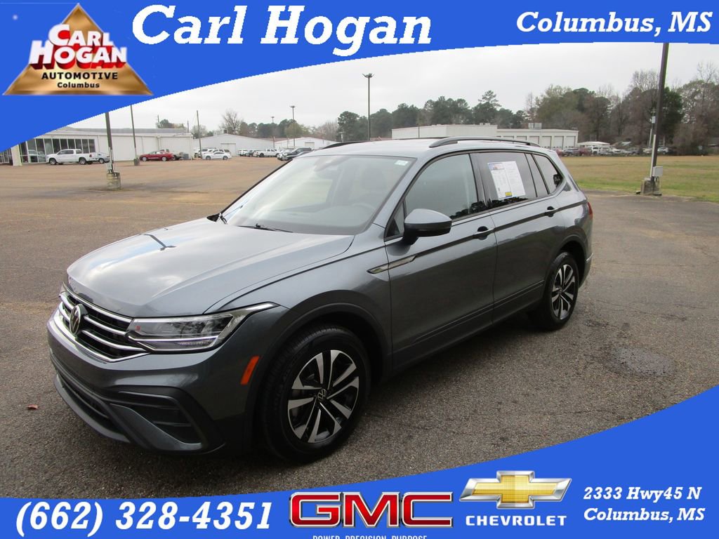 Used 2024 Volkswagen Tiguan S image 1