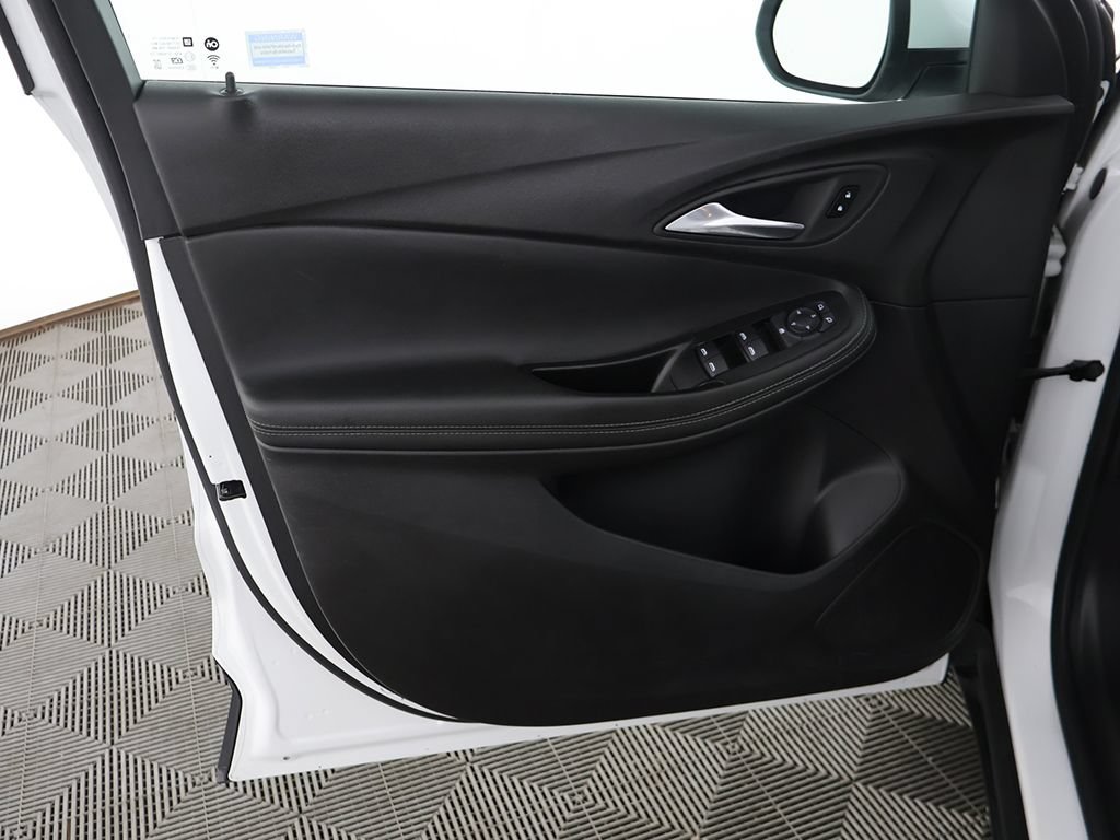 Used 2024 Buick Encore GX Preferred FWD image 20