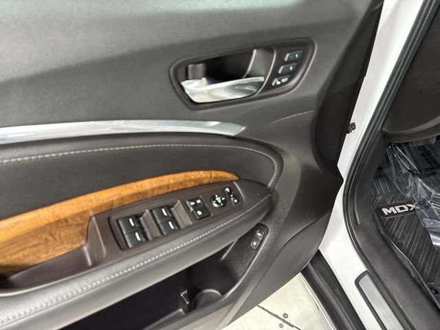 Used 2020 Acura MDX w/ Technology Package FWD image 14