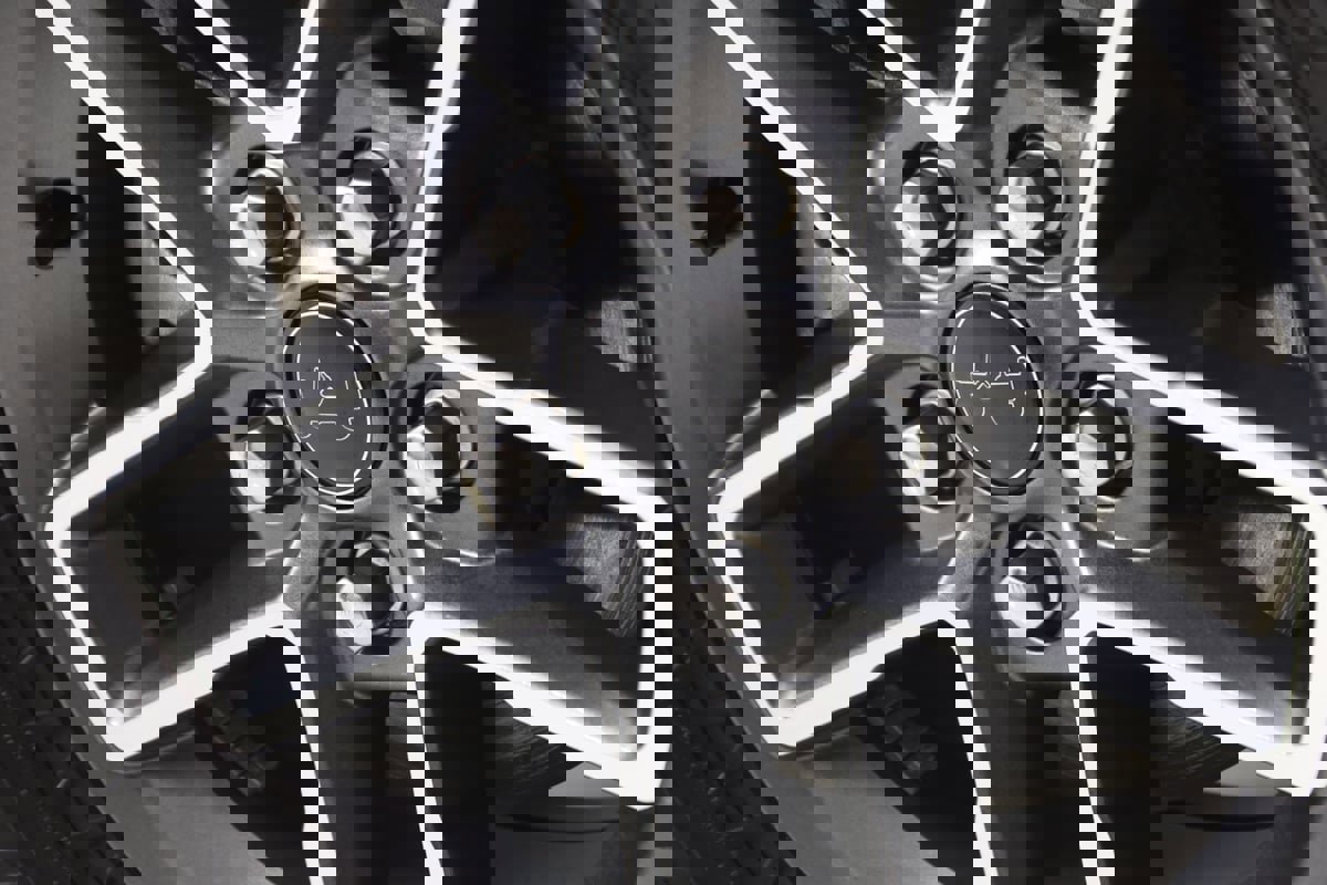 Used 2025 Jeep Gladiator Mojave image 15