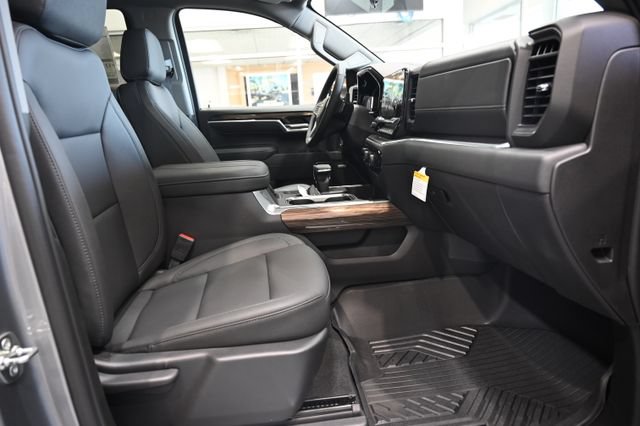 New 2026 Chevrolet Silverado 1500 LT Trail Boss w/ LT Trail Boss Premium Package AWD/4WD image 13