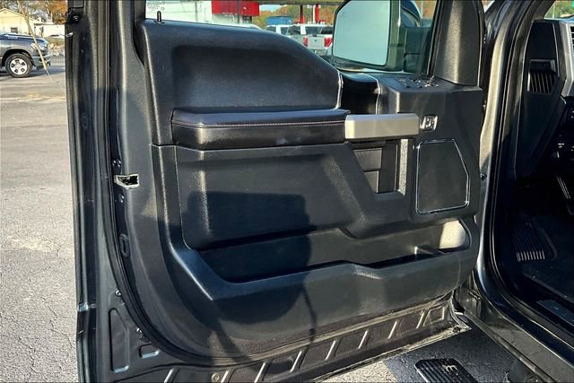 Used 2019 Ford F150 Platinum w/ Equipment Group 701A Luxury image 18