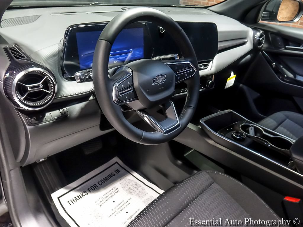 New 2027 Chevrolet Equinox LT w/ Midnight Edition FWD image 11