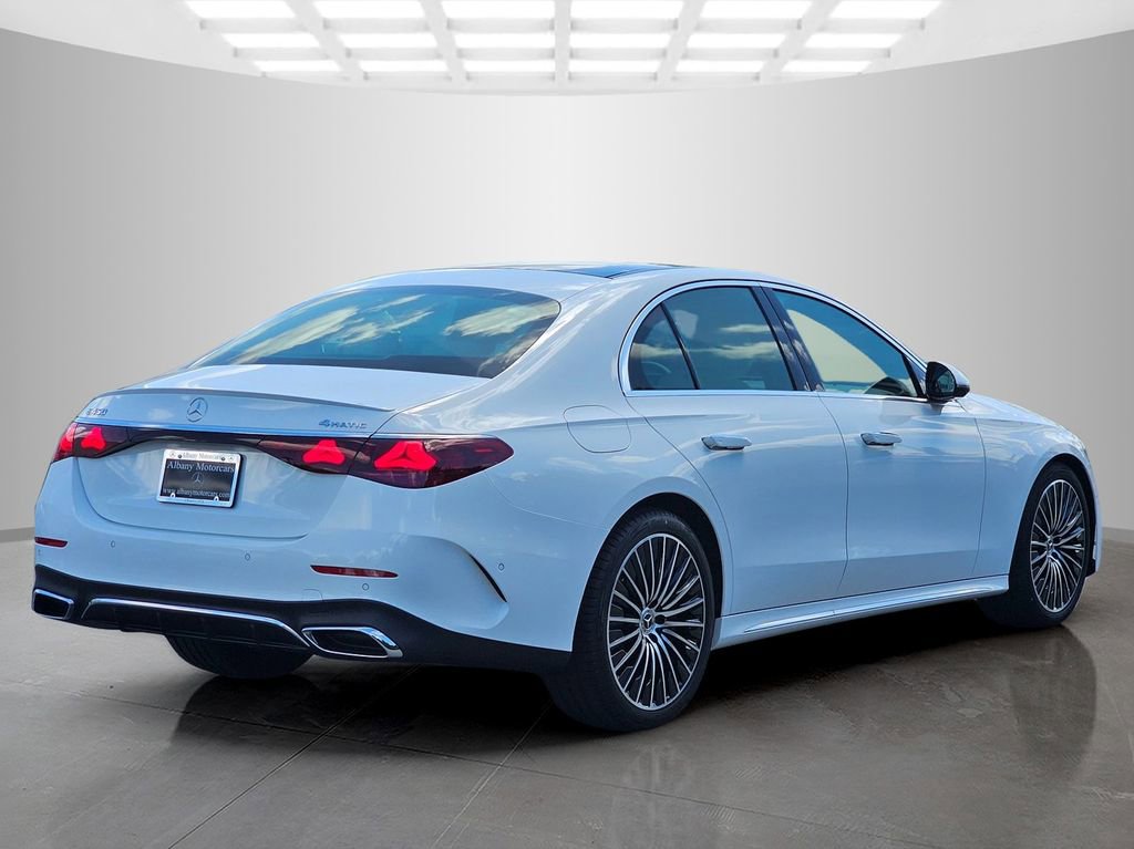 Used 2026 Mercedes-Benz E 450 4MATIC Sedan image 6