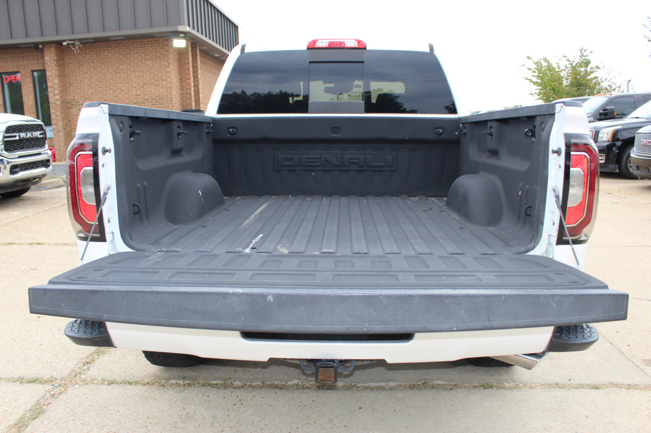 Used 2016 GMC Sierra 1500 Denali w/ Enhanced Driver Alert Package image 18