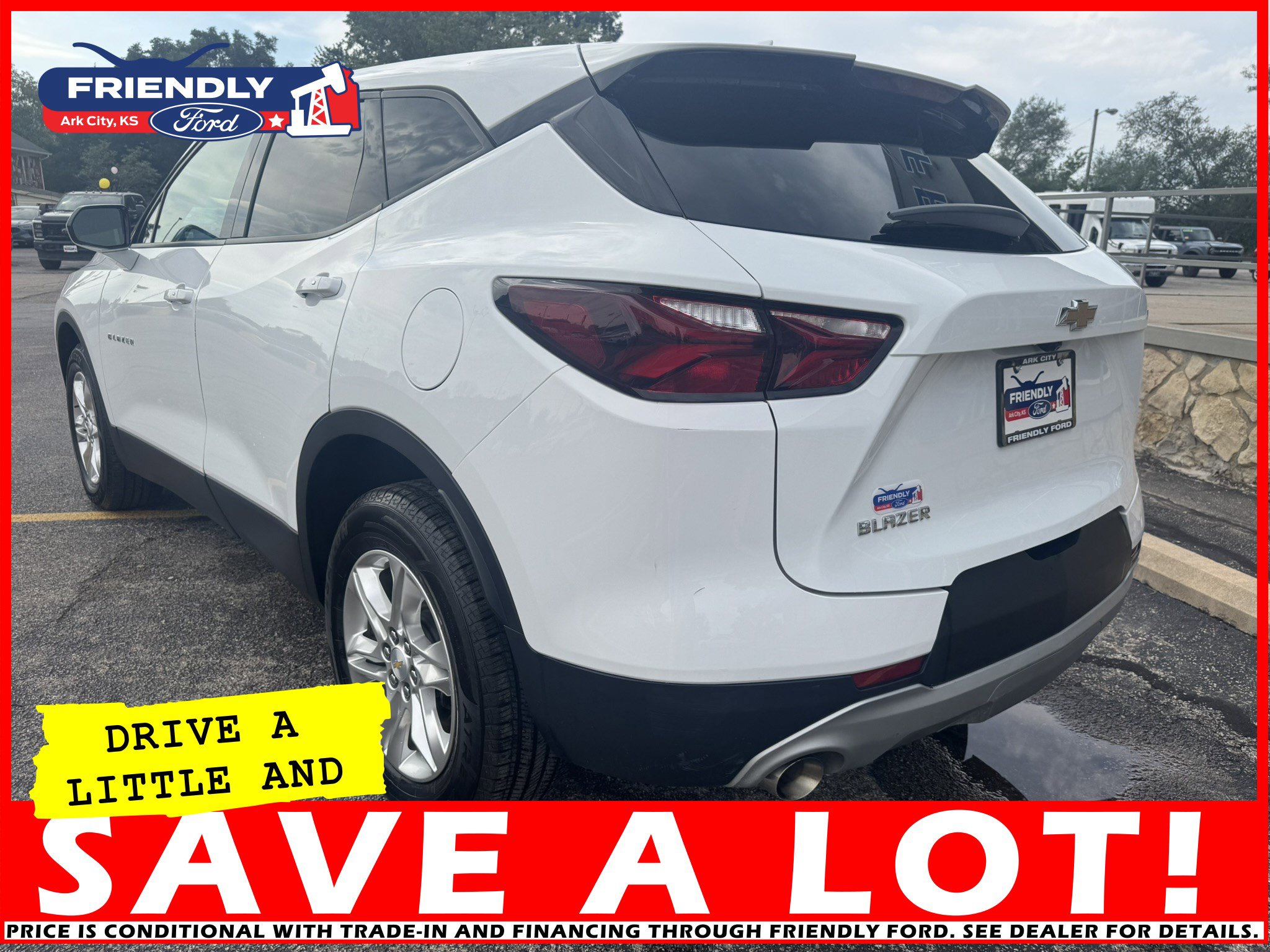 Used 2022 Chevrolet Blazer LT image 3