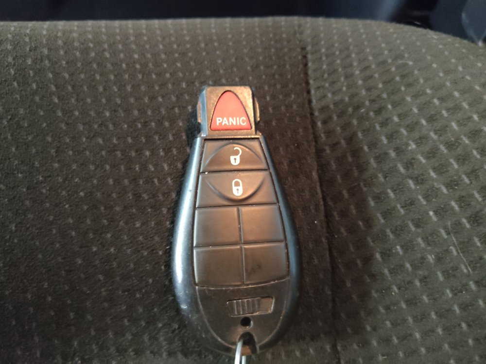 Used 2017 Dodge Grand Caravan SE image 32