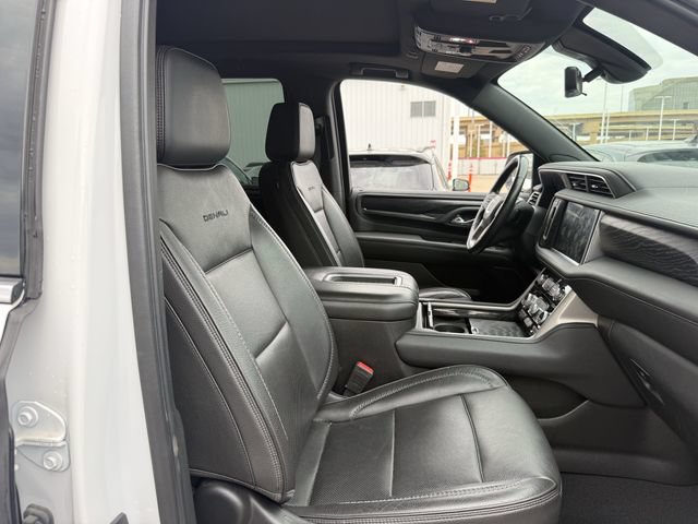 Used 2021 GMC Yukon Denali w/ Denali Premium Package AWD/4WD image 31