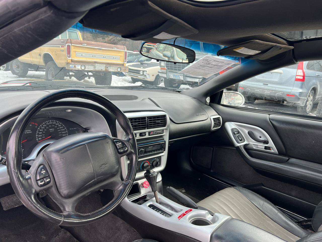 Used 2002 Chevrolet Camaro Z28 w/ SS Performance/Appearance Pkg image 9