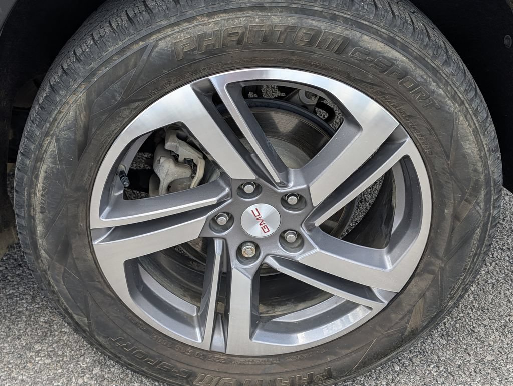 Used 2020 GMC Terrain SLT FWD image 11