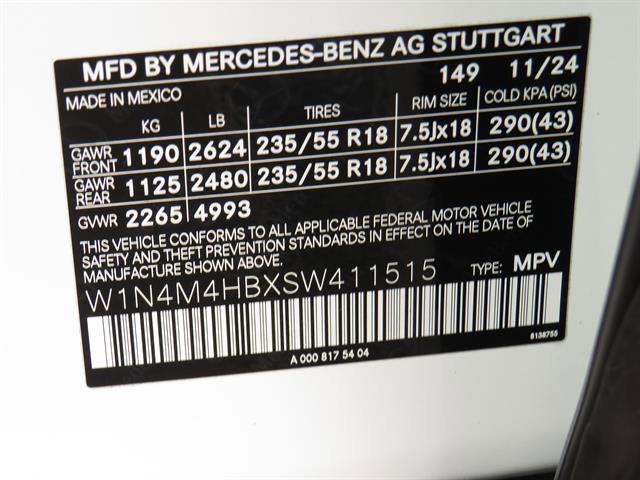 Used 2025 Mercedes-Benz GLB 250 4MATIC image 8