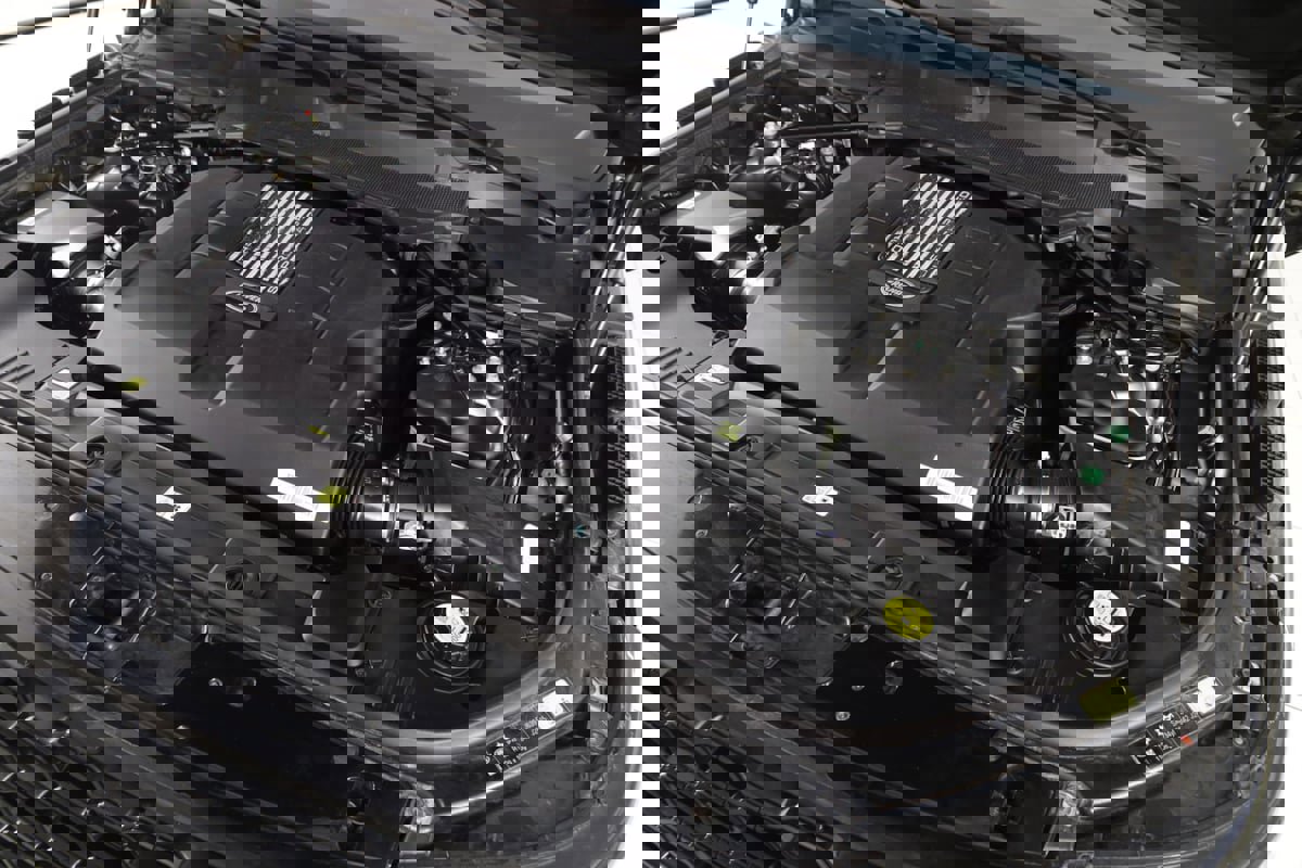 Used 2021 Land Rover Range Rover P525 Westminster Edition image 23