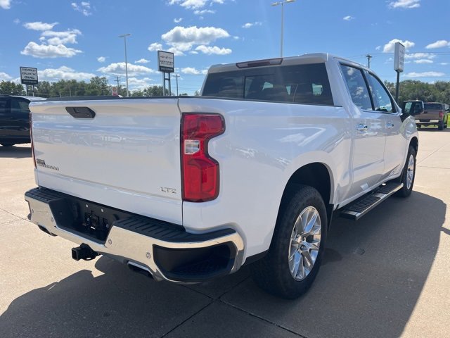 Used 2021 Chevrolet Silverado 1500 LTZ w/ LTZ Premium Package image 4
