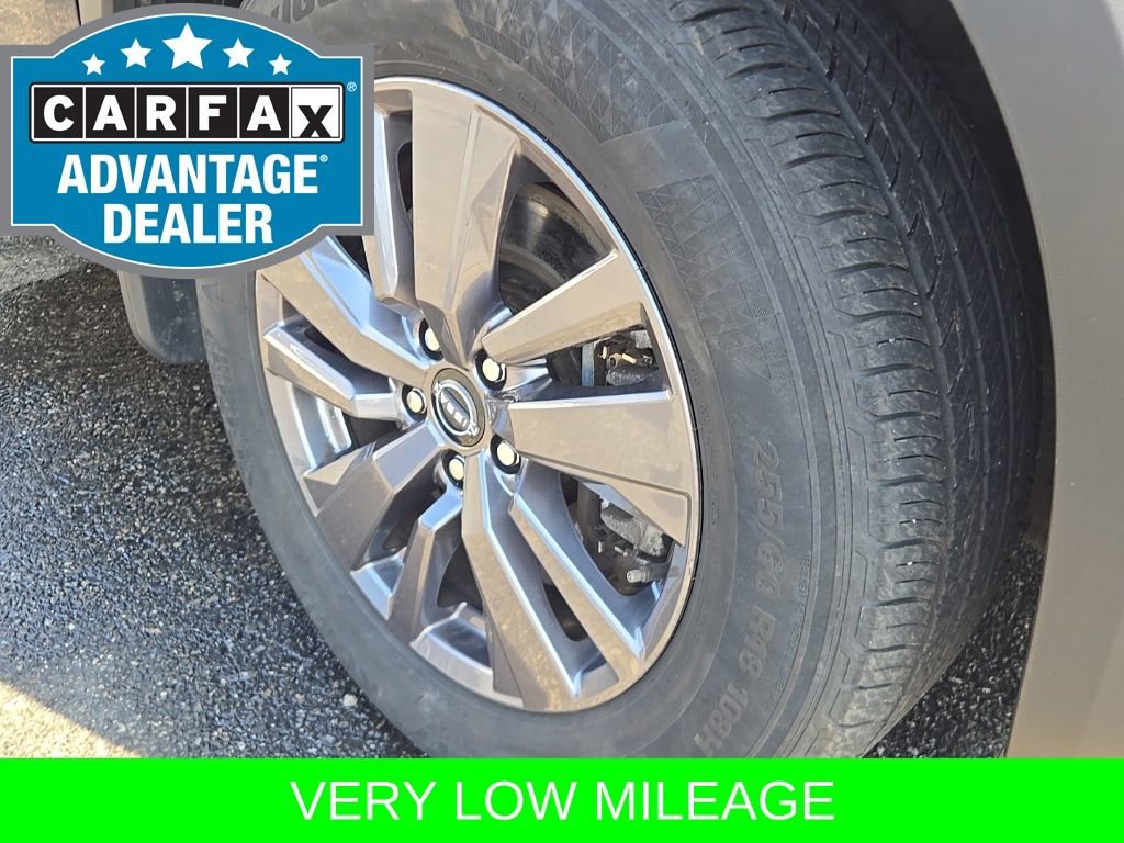Certified 2023 Nissan Pathfinder SV w/ SV Premium Package AWD/4WD image 4