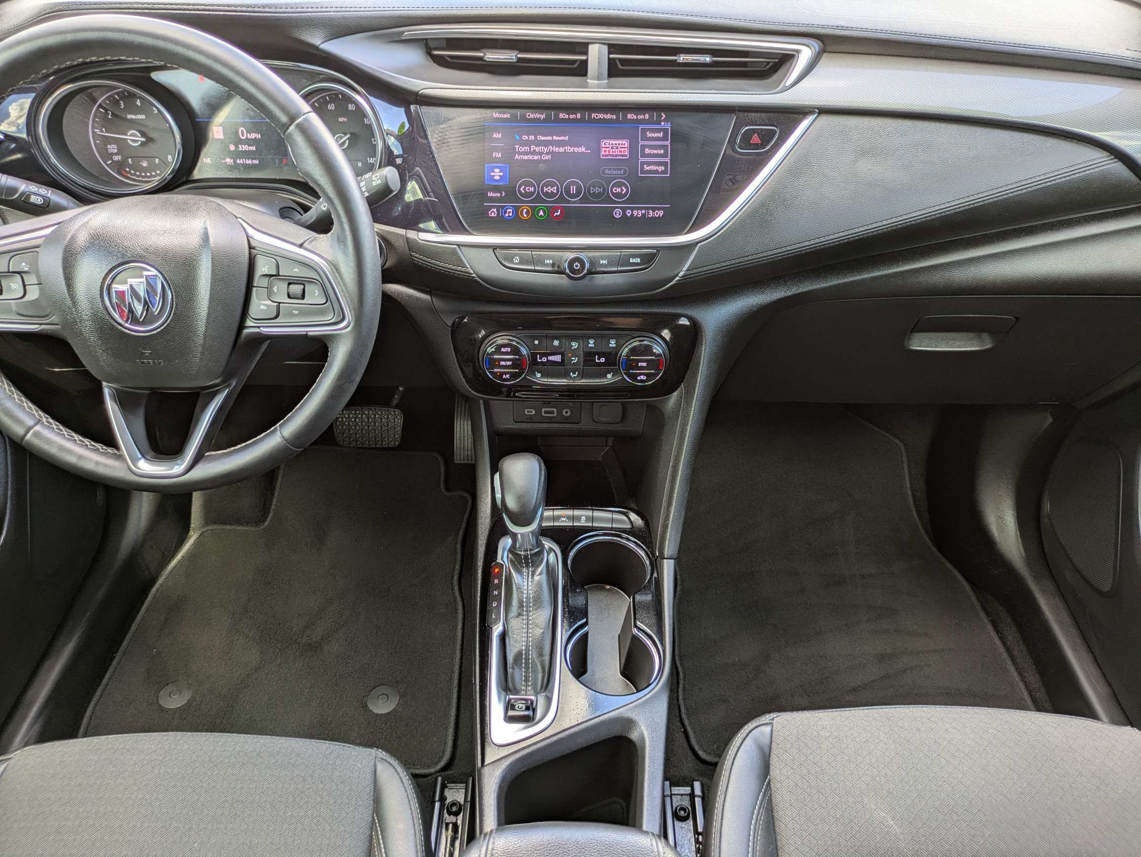 Used 2020 Buick Encore GX Select w/ Experience Buick Package FWD image 35