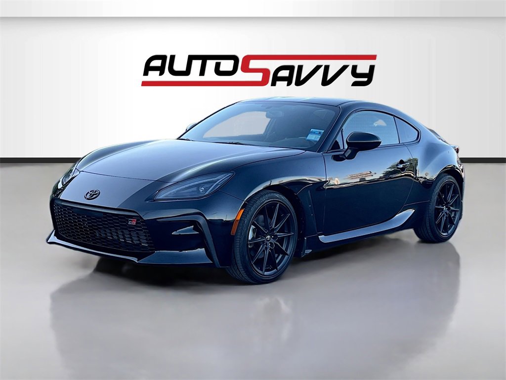 Used 2023 Toyota GR86 Premium image 3