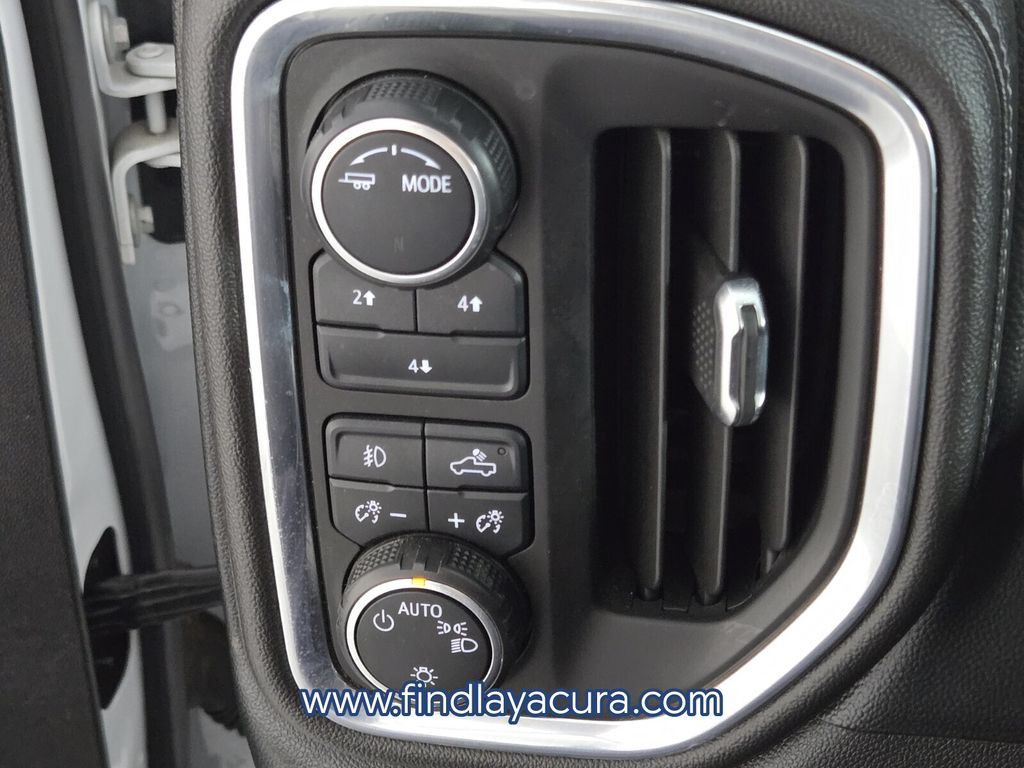 Used 2022 Chevrolet Silverado 3500 LT w/ Convenience Package AWD/4WD image 23