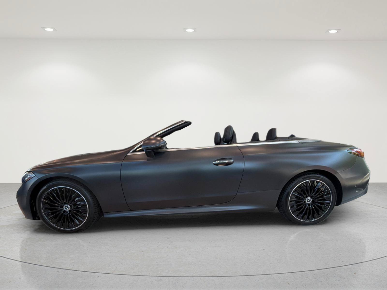 New 2027 Mercedes-Benz CLE 300 4MATIC Cabriolet image 2