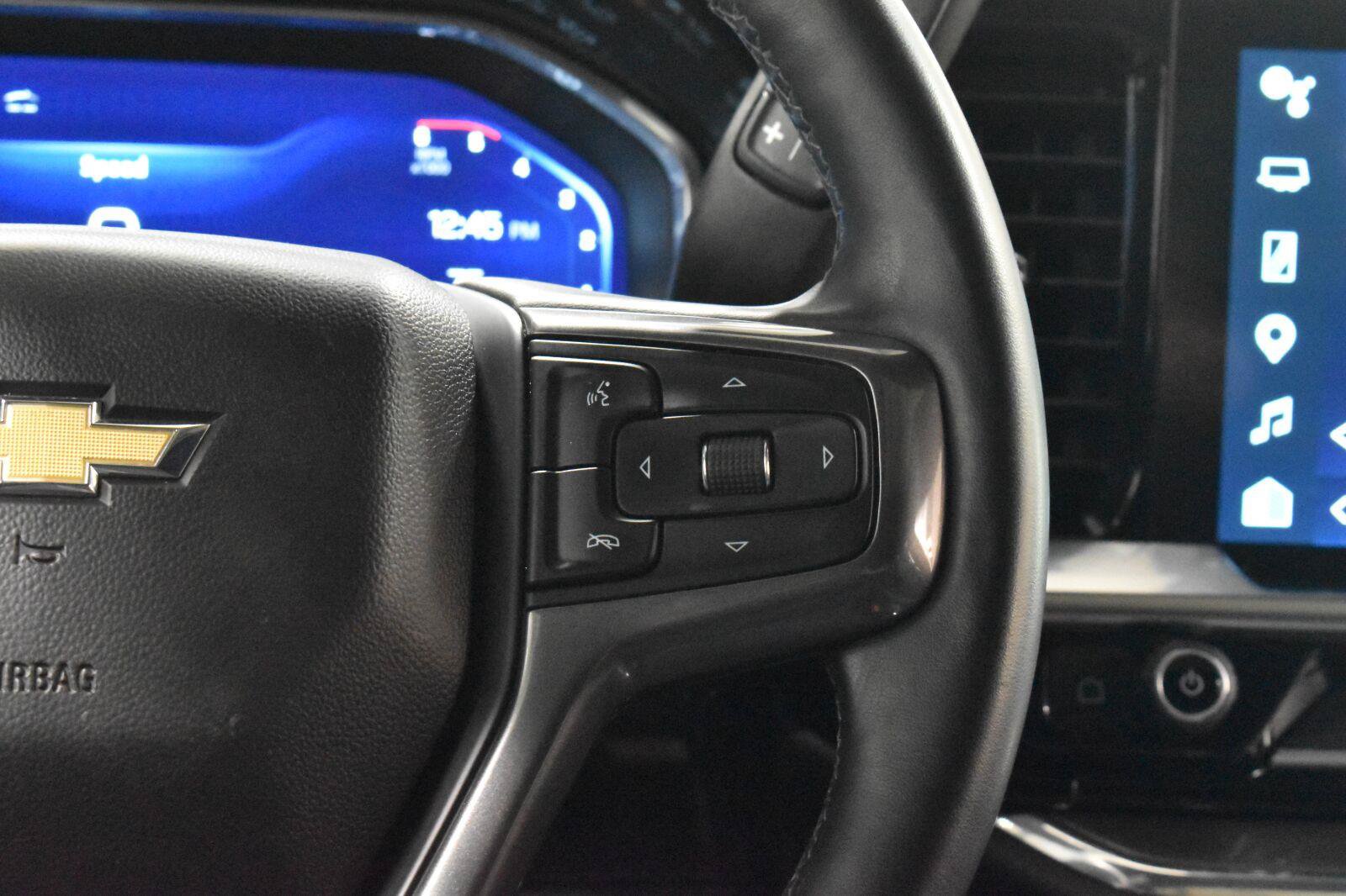 Used 2024 Chevrolet Silverado 3500 High Country w/ High Country Premium Package AWD/4WD image 8