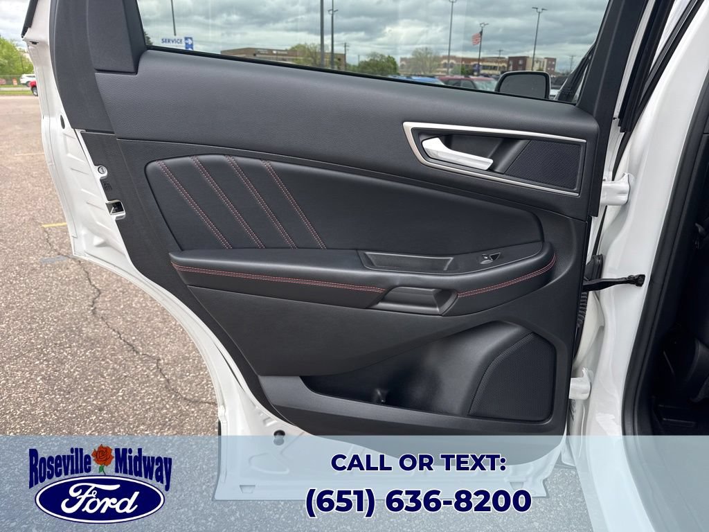 Used 2022 Ford Edge ST-Line AWD/4WD image 32