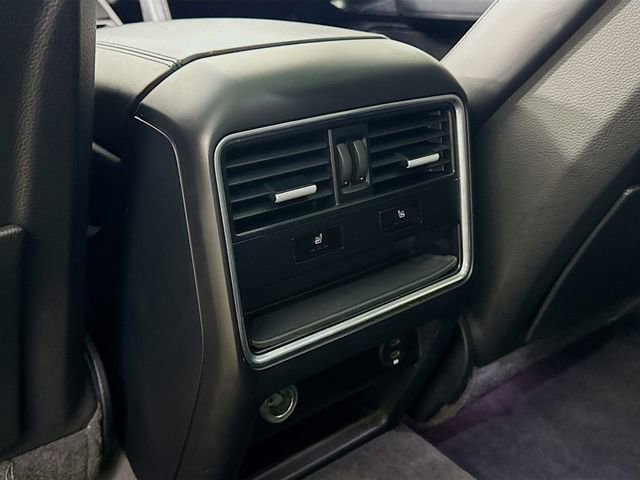 Used 2020 Porsche Cayenne Turbo image 27