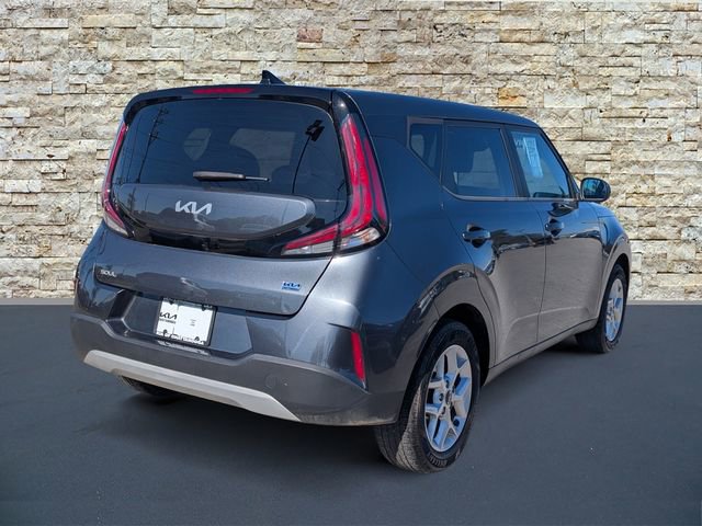Used 2023 Kia Soul LX w/ LX Technology Package image 7