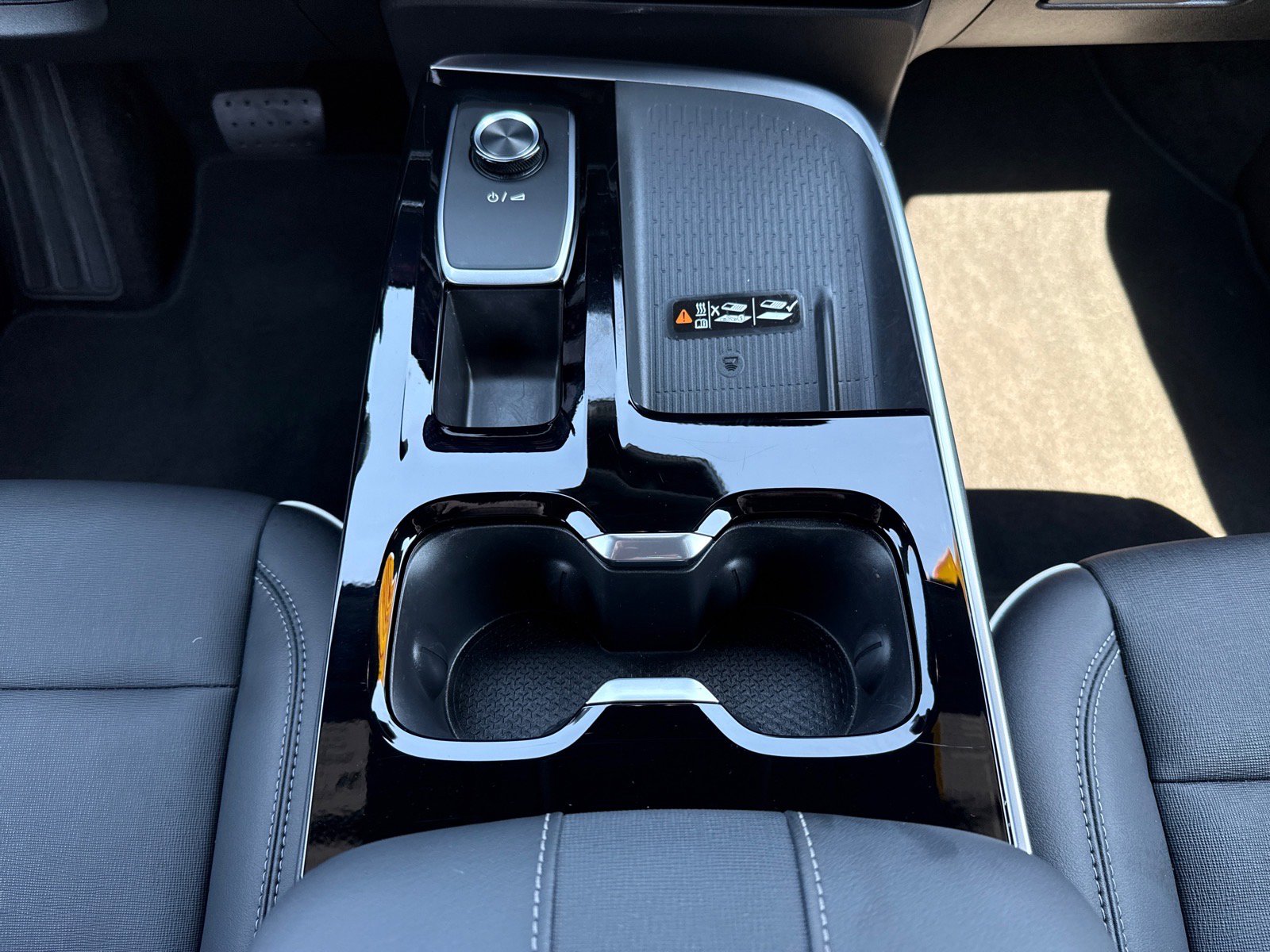 Used 2025 Buick Enclave Preferred image 15