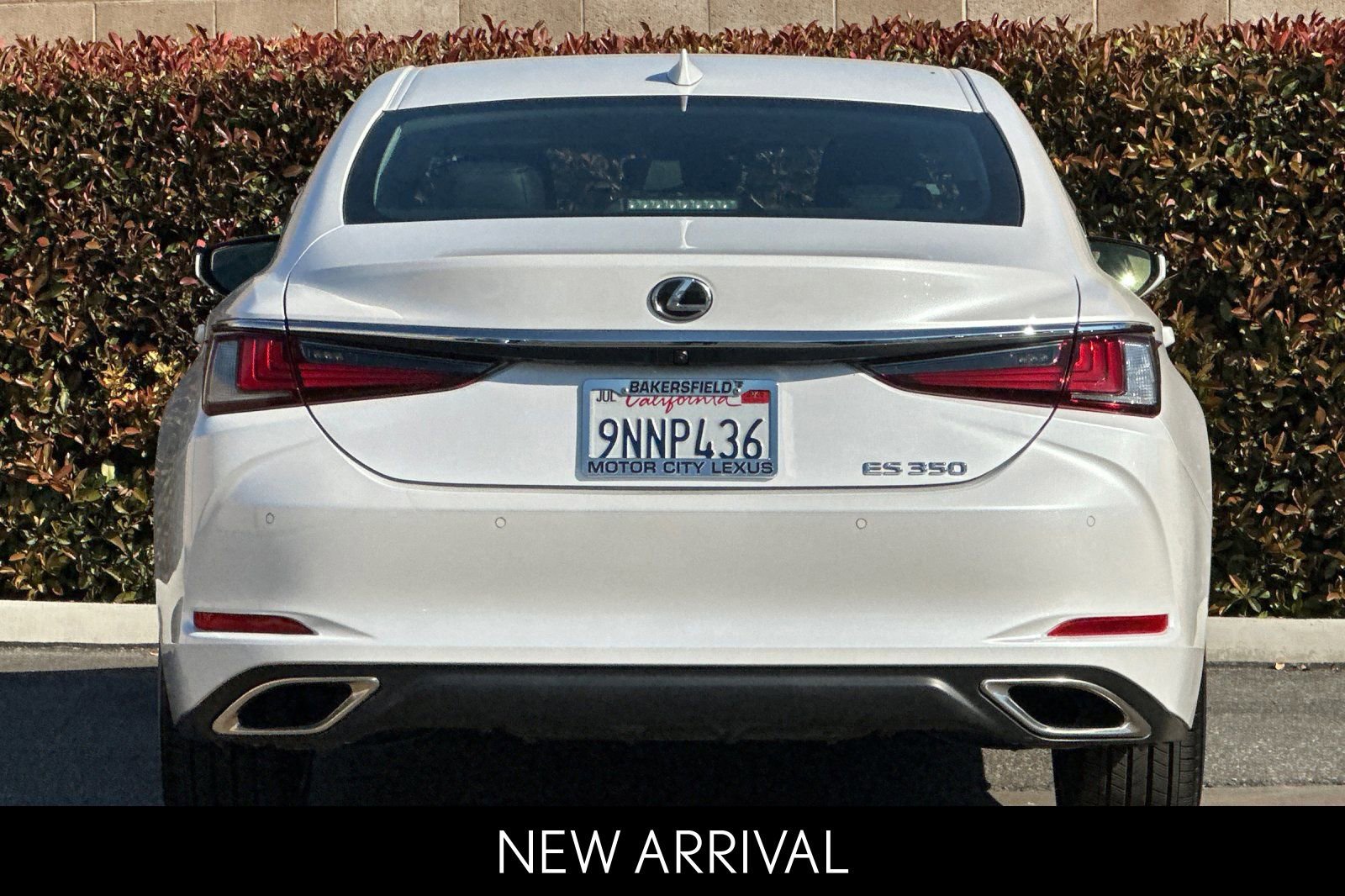 Certified 2024 Lexus ES 350 w/ Premium Package image 5