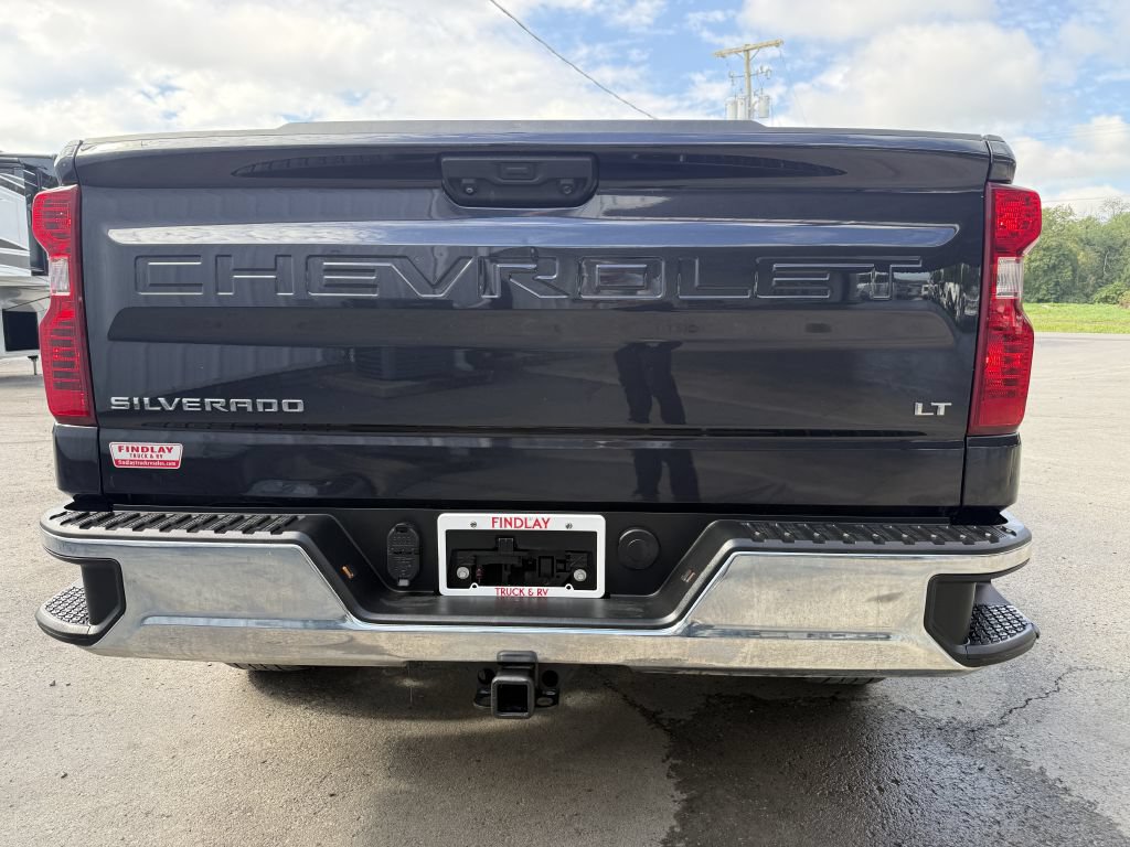 Used 2022 Chevrolet Silverado 1500 LT AWD/4WD image 25