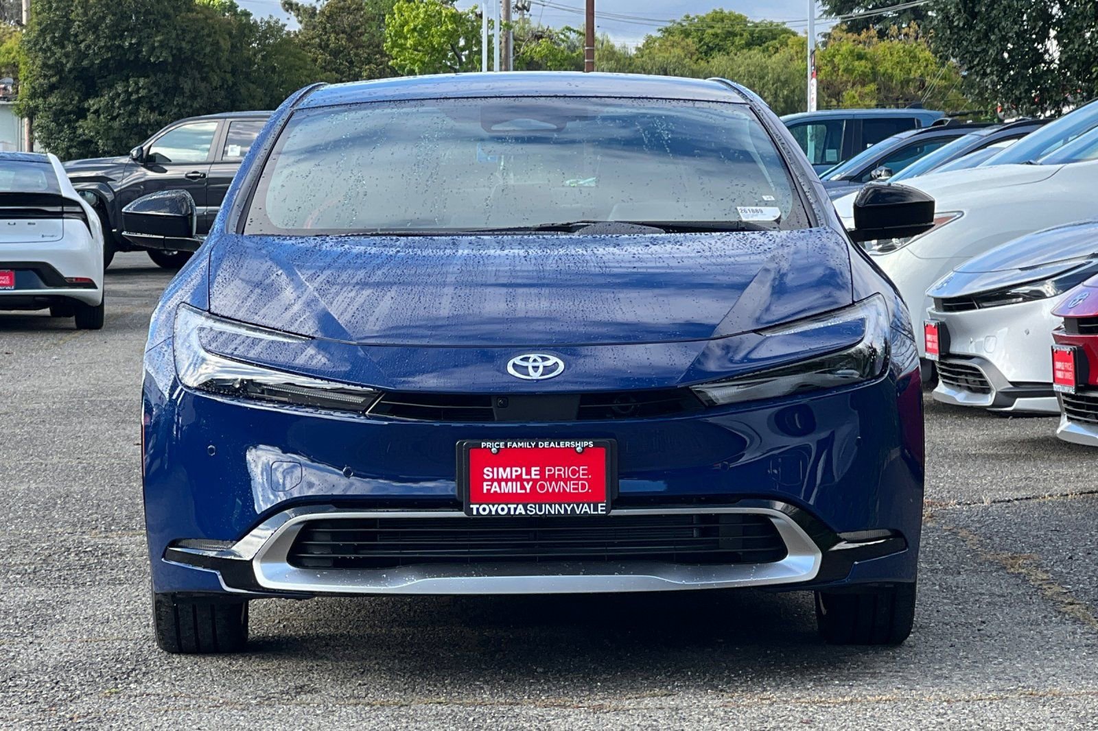 New 2026 Toyota Prius Plug-In Hybrid FWD image 11